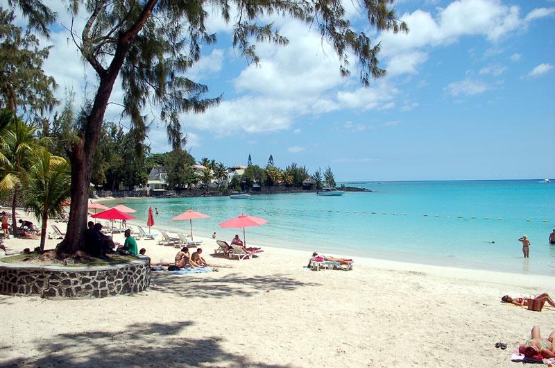 Pereybere Marlin Studio Apartment Pereybere Beach Bagian luar foto